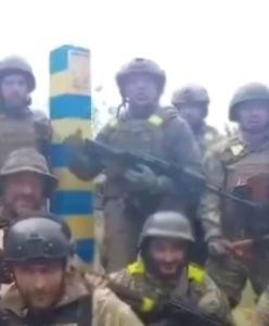 Symboliczny moment. Ukraińcy przywracają słupy na granicy z Rosją