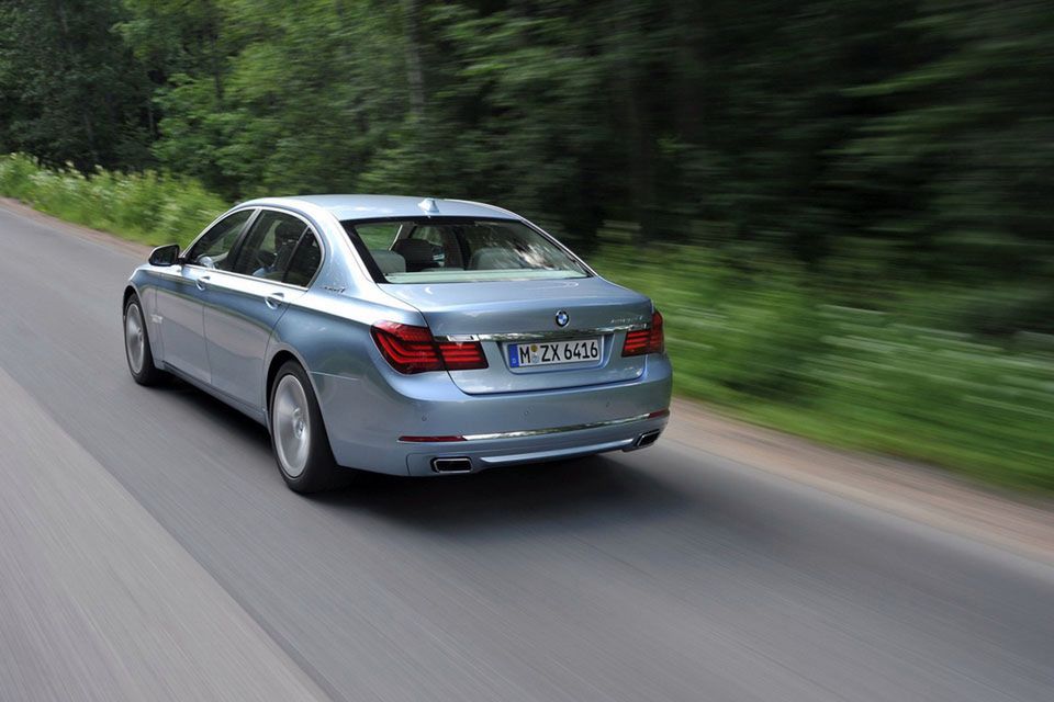 BMW serii 7 na rok 2013 - megagaleria niemieckiego okrętu flagowego 120
