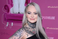 Monika Miller w bikini. Pokazała tatuaże