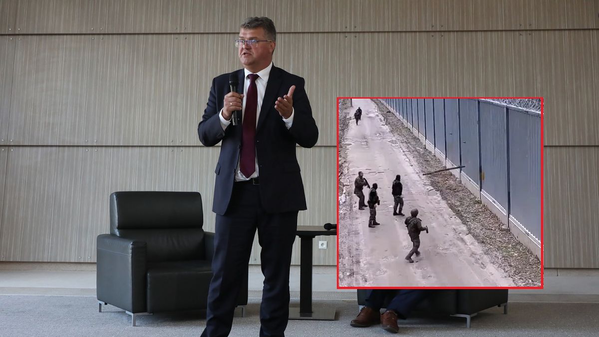 Jacek Sasin, Maciej W�sik
Artur Reszko
briefing, do Parlamentu Europejskiego, kampania, konferencja, PE, PiS, polityk polityka, prasowa, prasowy, spotkanie z wyborcami, wybory, do PE, eurokampania, europarlamentarna, spotkanie, wizyta, wyborcza, kandydat