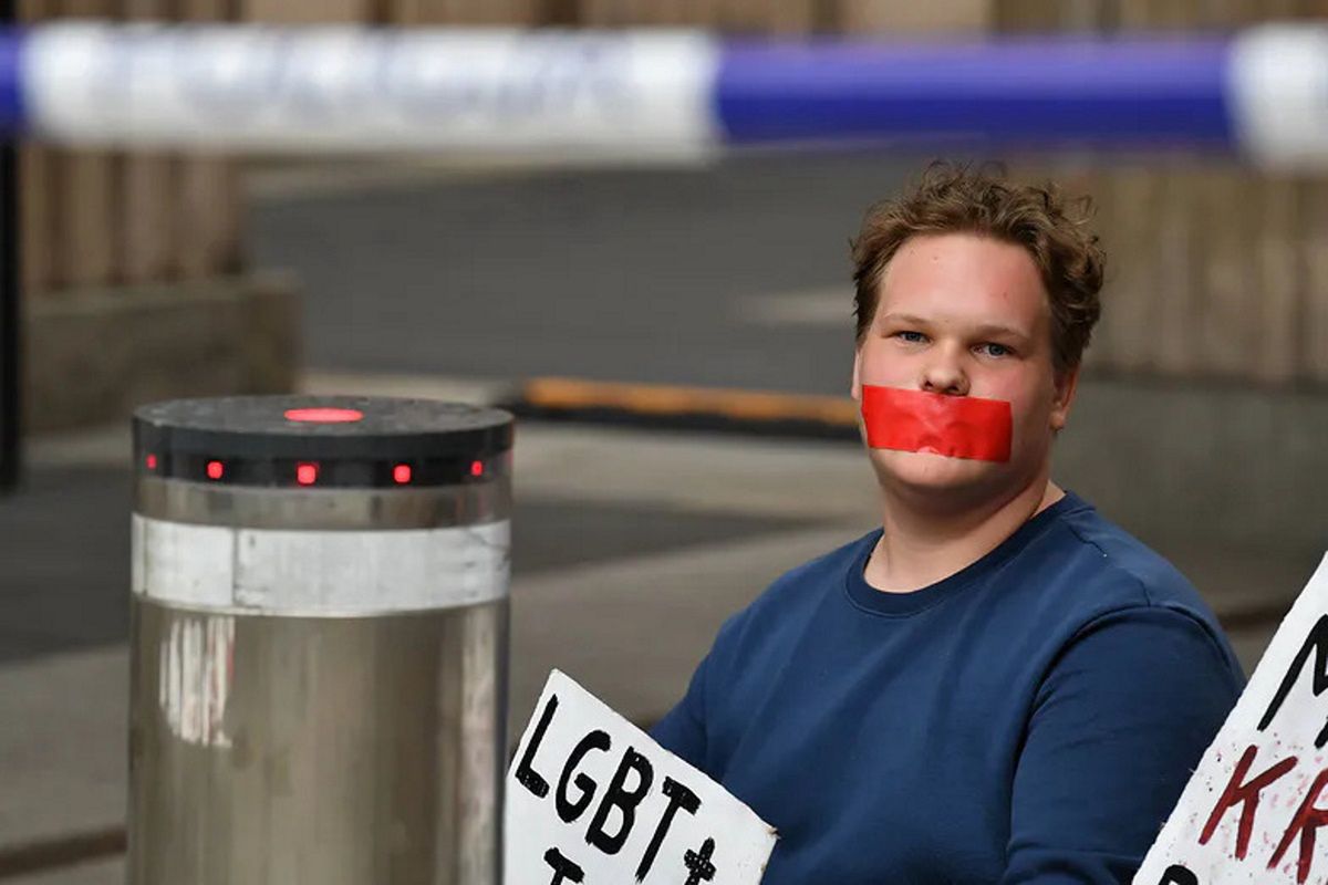 Siostrzeniec Morawieckiego: "Myślałem, że LGBT to sekta"