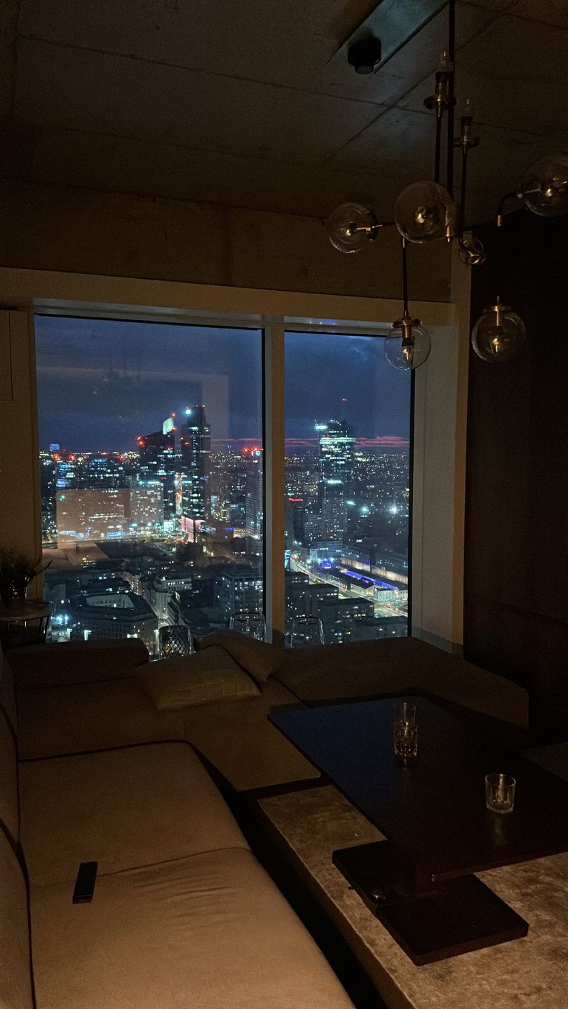 Apartament Truemana na Złotej 44