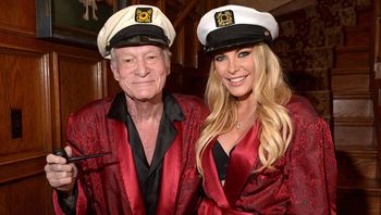 Istnieje pamiętnik z fotosami partnerek Hefnera? Wdowa opisała zawartość