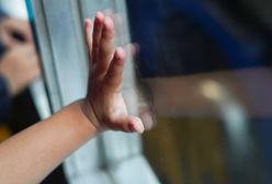 USA. Poszła do kosmetyczki. Dzieci zostawiła w rozgrzanym aucie