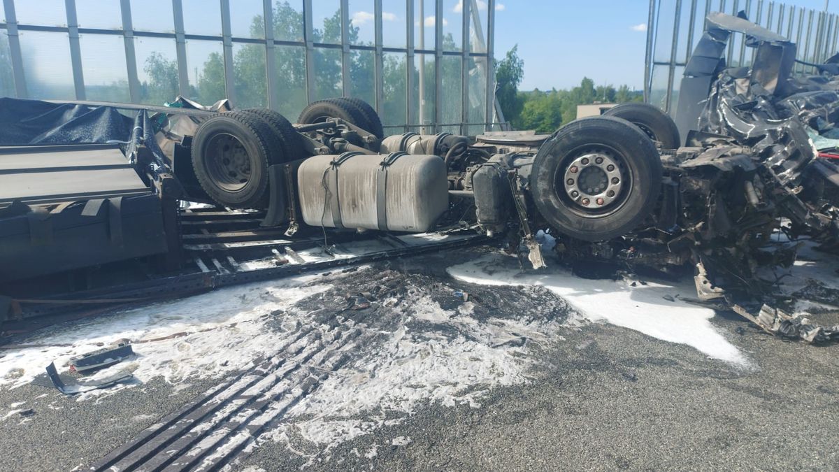 Tragiczny wypadek na A4. Nie żyje kierowca ciężarówki