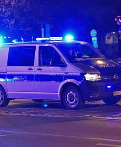 Policjant zostawił martwych kolegów na jezdni i uciekł. Tragedia w Kobyłce