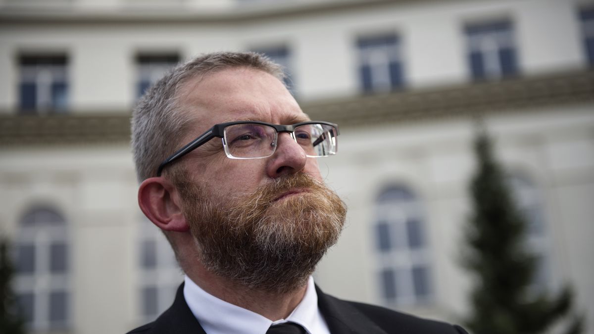 Na zdjęciu poseł Grzegorz Braun