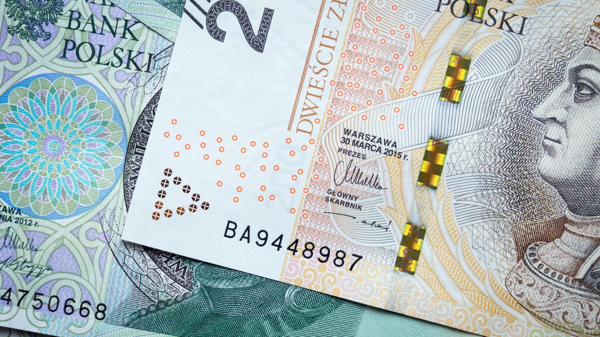 Mężczyźni napadli na bank w podwarszawskich Błoniach
