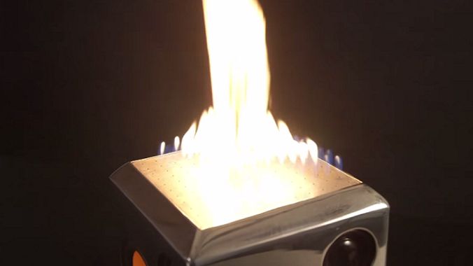 The Sound Torch: ten głośnik płonie! I tak ma być! 1