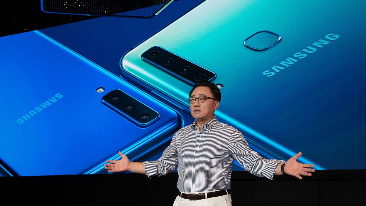 DJ Koh podczas premiery Samsunga A7 i A9