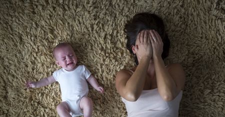 Kobiety, które żałują macierzyństwa. "Gdyby coś się stało mojemu dziecku, nie płakałabym po nim"