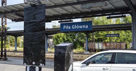 Parking przy dworcu PKP Piła Główna znów bezpłatny. Jest oficjalna odpowiedź kolei