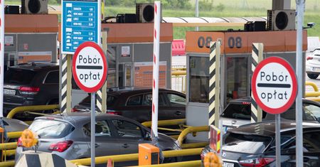 E-myto zalicza trzecie podejście. Teraz zajmie się nim skarbówka
