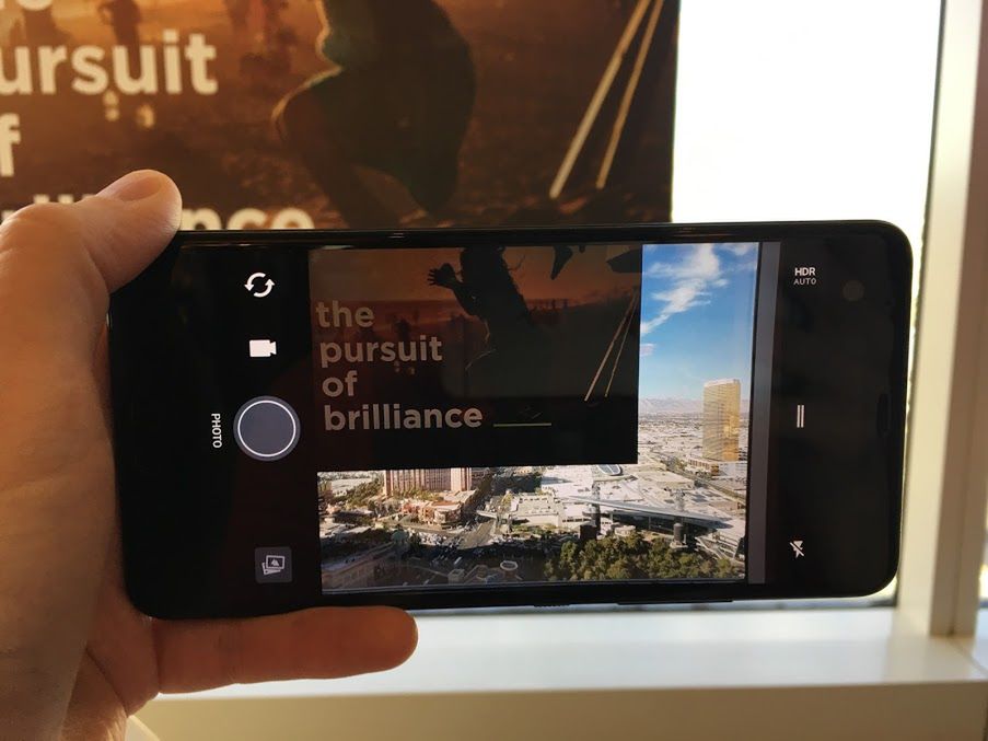 HTC U Ultra oficjalnie. Topowy, muzyczny i inteligentny smartfon z dwoma ekranami 10