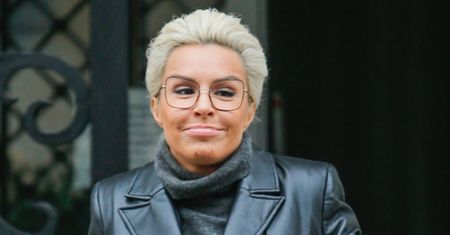 Blanka Lipińska odpowiada na przytyki, że poprawiała policzki i przekonuje: "One są naturalne"