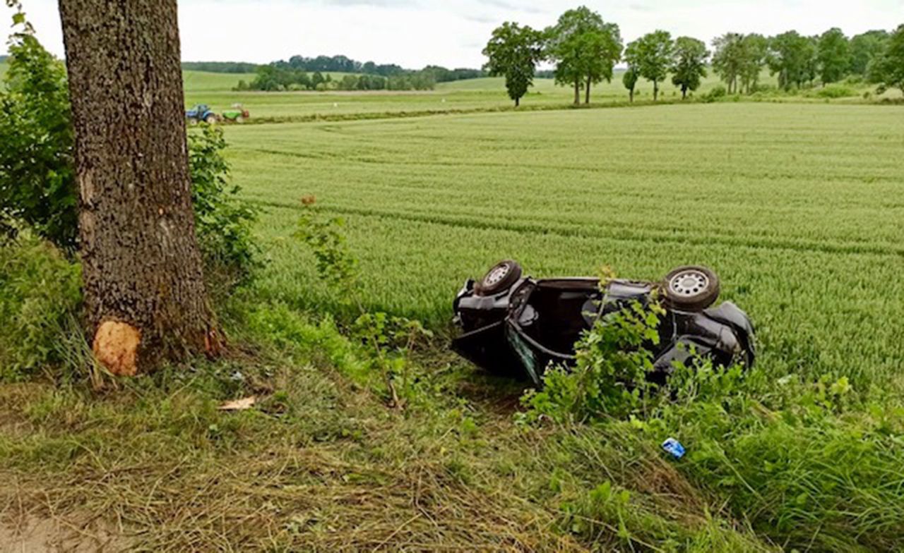 Tragiczny wypadek na Warmii. Nie żyją dwie osoby