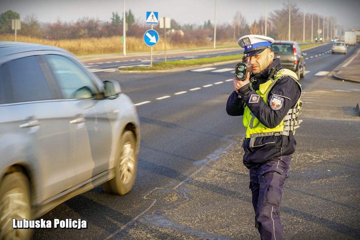 Mniej patroli, więcej wypadków. Przeanalizowali sytuację na drogach w okresie świątecznym