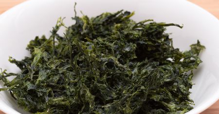 Naturalne wsparcie dla tarczycy. Możesz śmiało chrupać zamiast chipsów