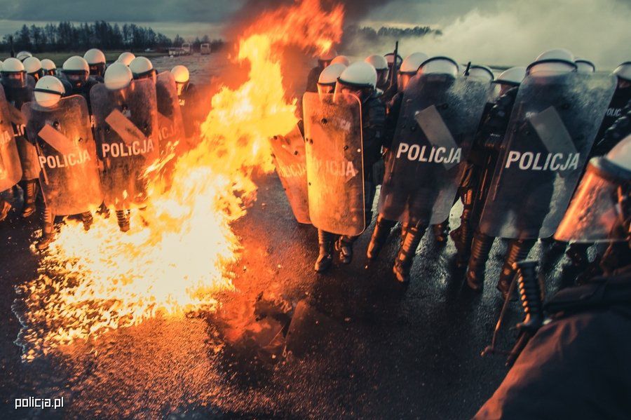 Polscy policjanci gotowi udzielić wsparcia w Kosowie (zdjęcia i film)