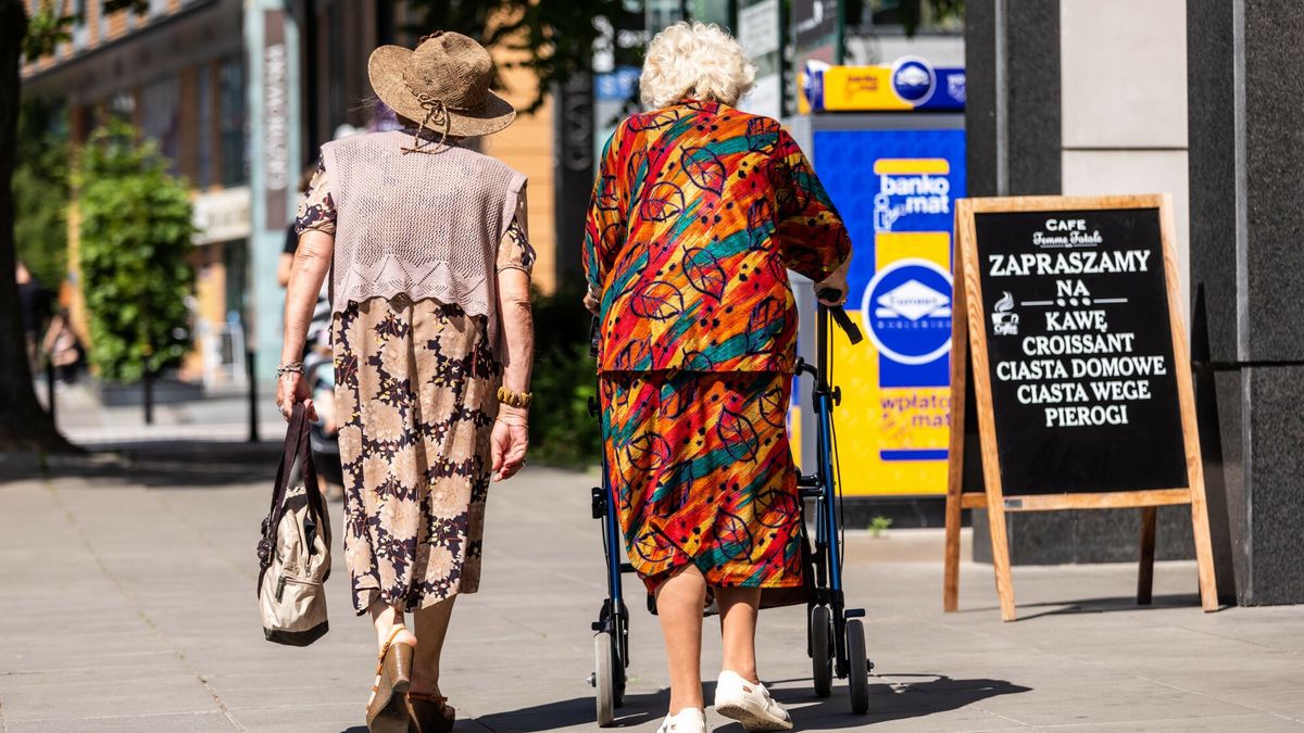 Regulacja rozwiązuje problem tzw. emerytur czerwcowych.