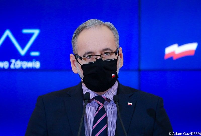 Obostrzenia od 1 lutego. Otwarte sklepy w galeriach i koniec godzin dla seniorów