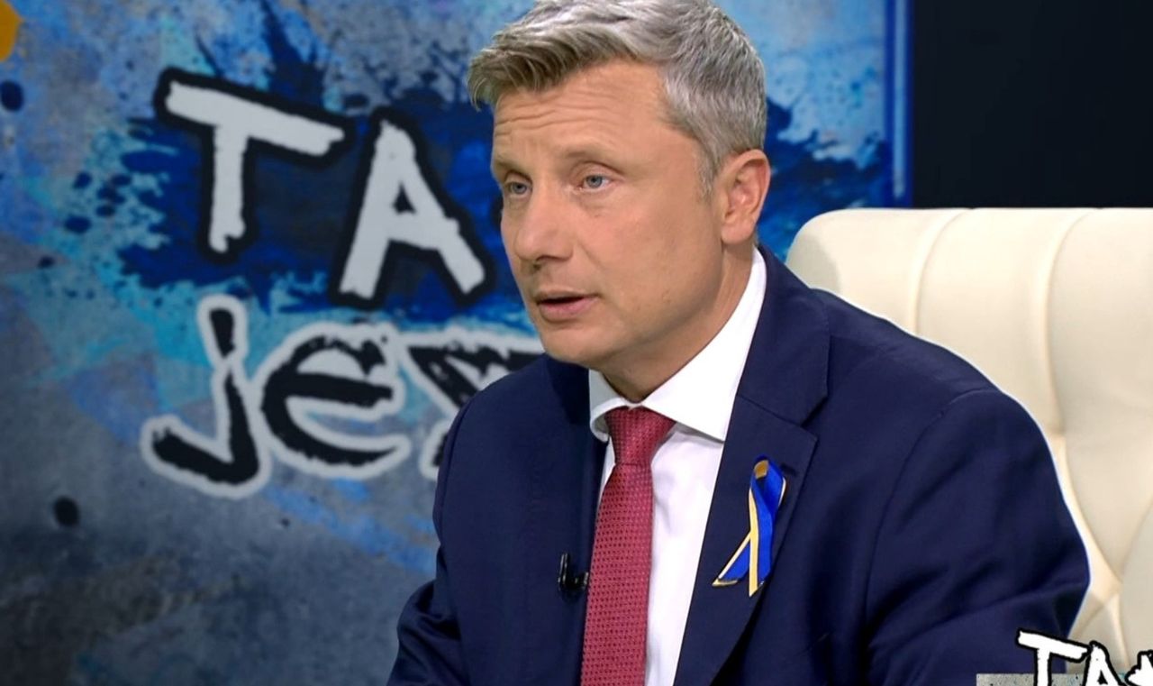 Wpadka TVN24 wywołała burzę w sieci. Grafika zniknęła z odcinka