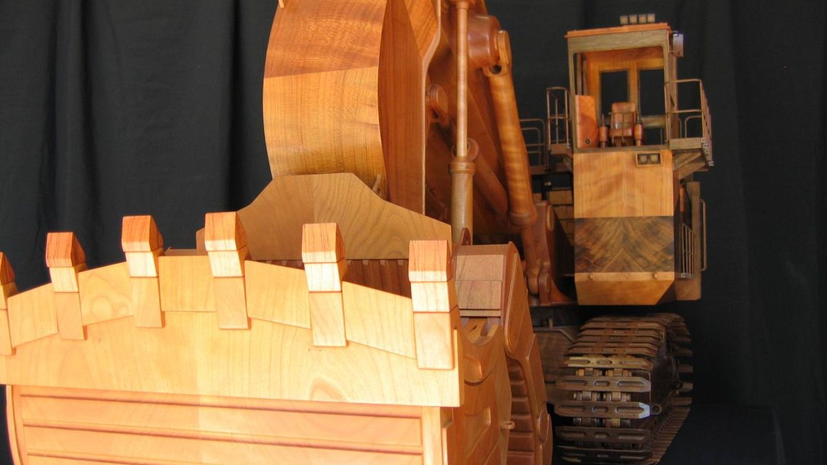 3000 roboczogodzin, 4000 części i mamy... 1