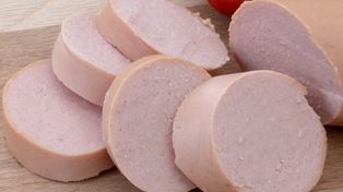 Szwedzi jedzą na kilogramy tak jak Polacy parówki. Najlepiej smakuje na ciepło