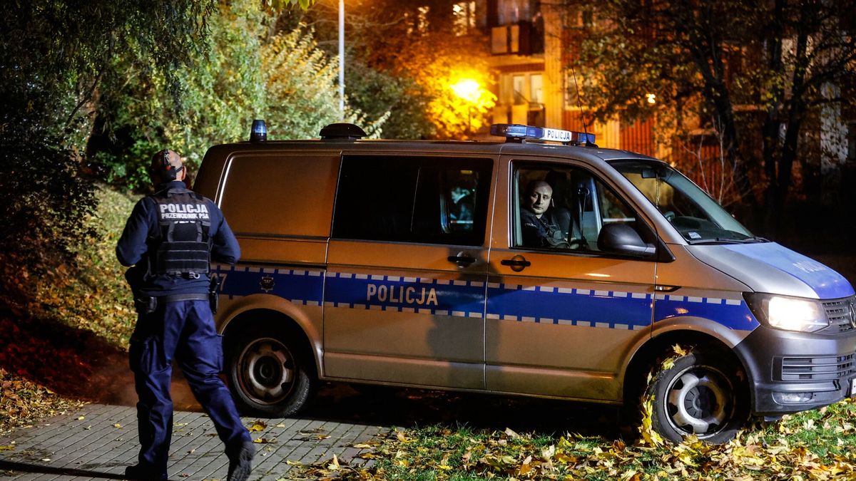 Było po godzinie 21. Nożownik zaatakował na ulicy w Warszawie / Zdjęcie ilustracyjne
