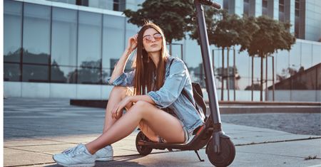 Jak wybrać hulajnogę elektryczną dla osoby dorosłej? Tani model może mieć ukryty problem