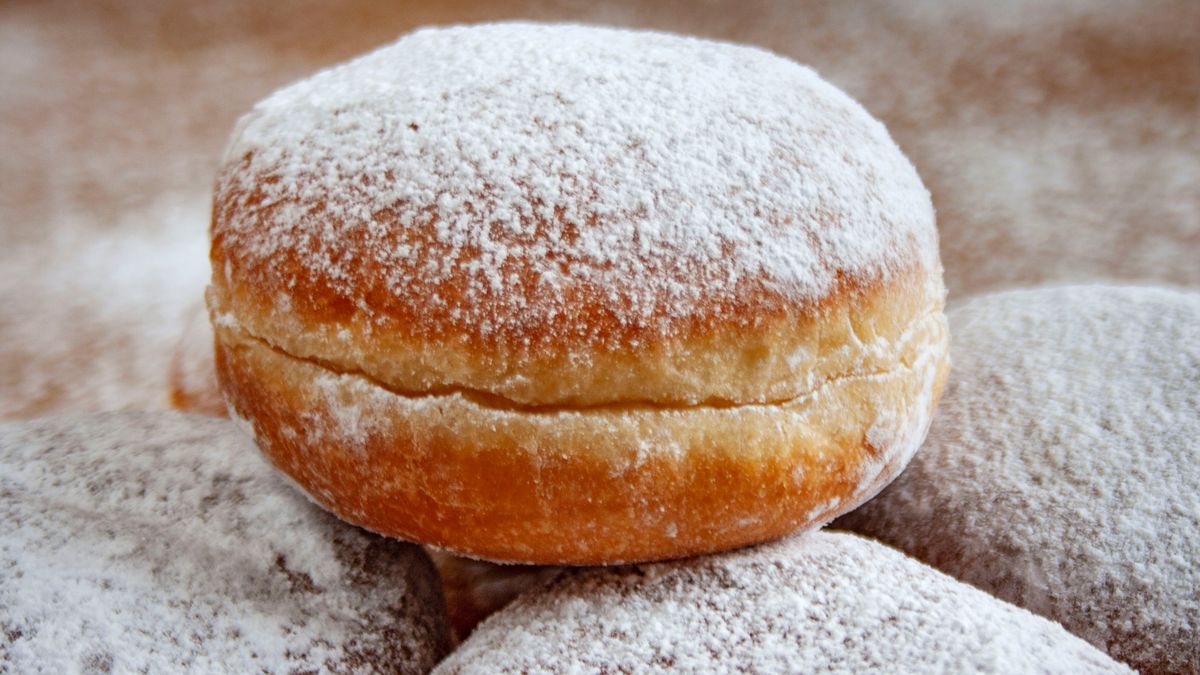 Mięciutki i pyszny pączek