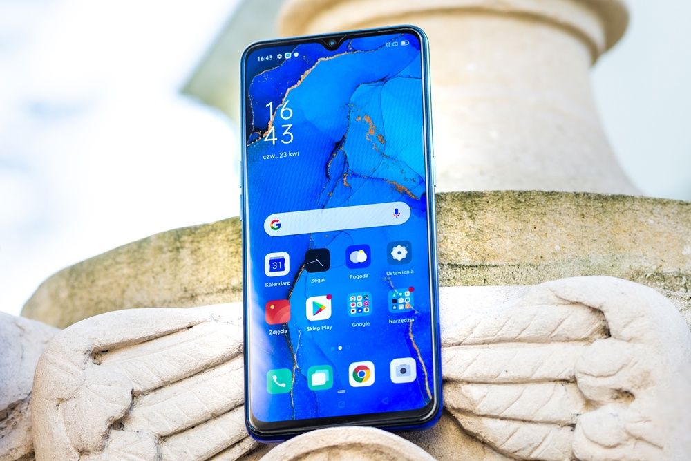OPPO Reno3 wyświetlacz