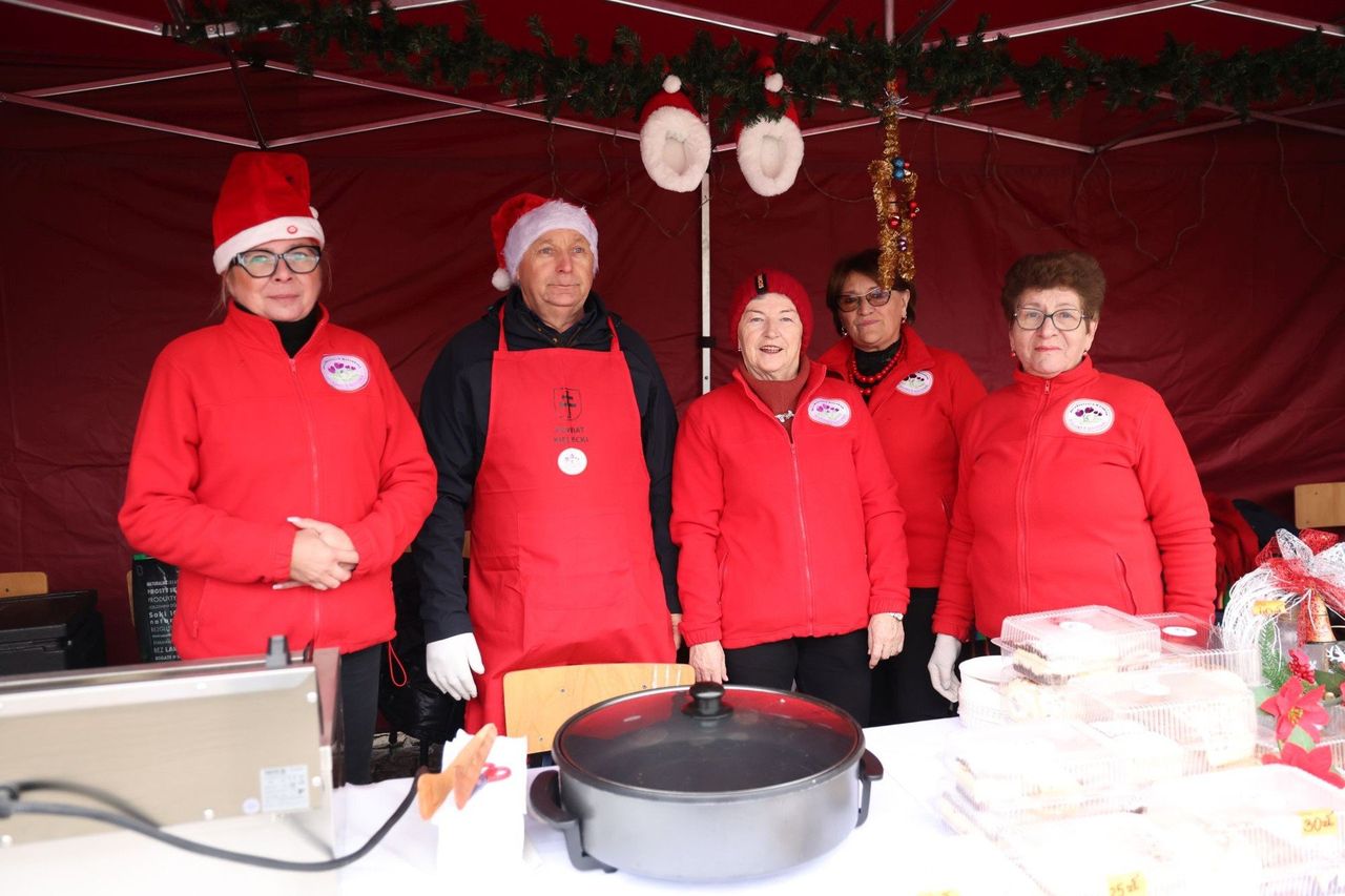 Mniów: Jarmark Bożonarodzeniowy pełen ozdób, smaków i atrakcji