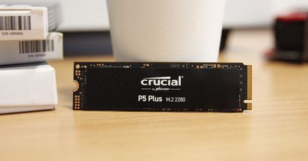 Szybko i niedrogo? Test Crucial P5 Plus 1TB