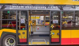 Warszawa. Kierowca woził dzieci autobusem. Nie miał uprawnień do prowadzenia pojazdu. "Problemy są od lat"