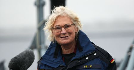 Minister obrony Niemiec Christine Lambrecht podała się do dymisji