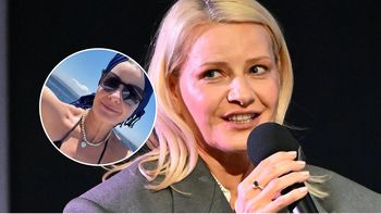Małgorzata Kożuchowska wygrzewa się na łódce. Czarne bikini hipnotyzuje