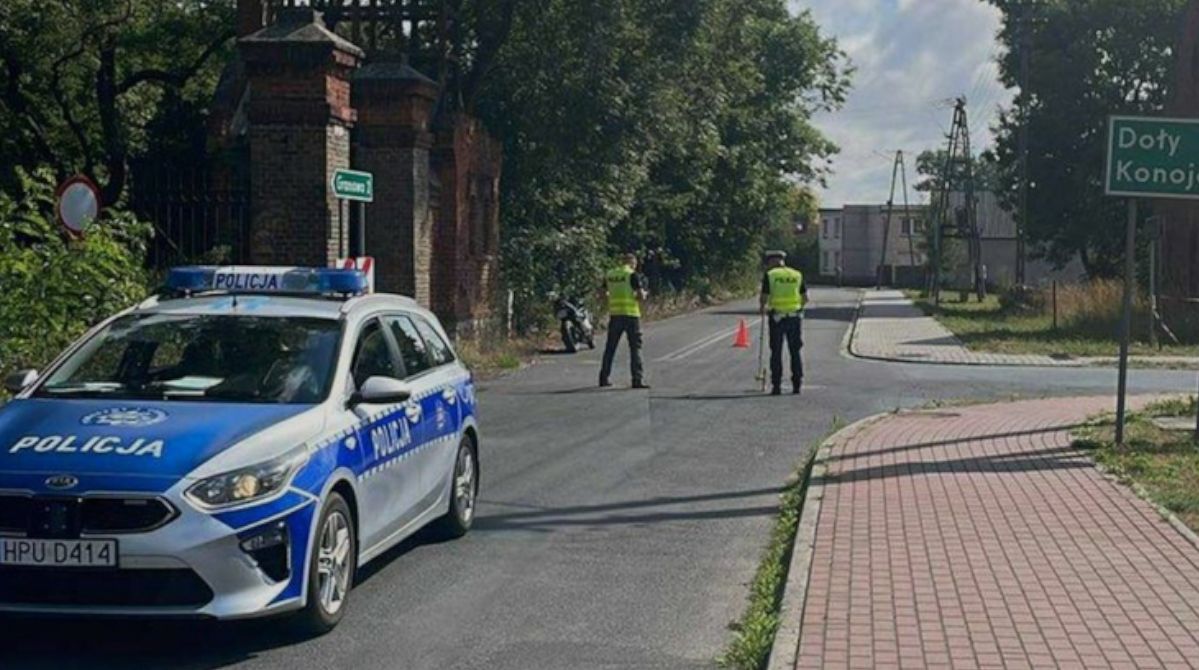 Wypadek w Granówku. Kierowca osobówki uderzył w motocyklistę