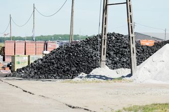 Nie jest dobrze. Co trzeci dom bez węgla na zimę