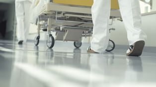 Zamiast na dializę, skierowali go do psychiatry. 29-letni Kacper zmarł