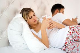 Strefy erogenne u kobiet. Sprawdź, jak podgrzać atmosferę w sypialni