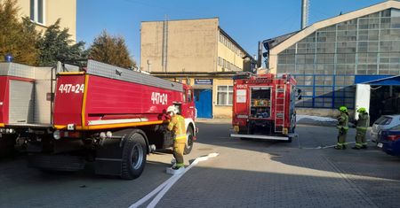 Pożar w hucie szkła w Jaśle. Doszło do wycieku