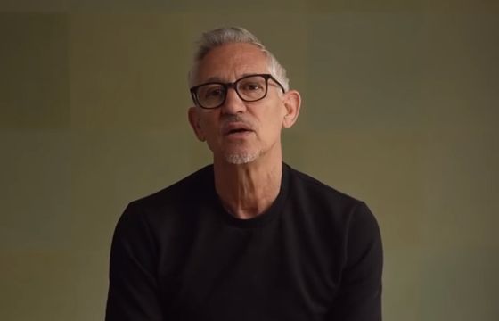 Znany telewizyjny ekspert żegna się z publicznym nadawcą. W tle kolejny skandal