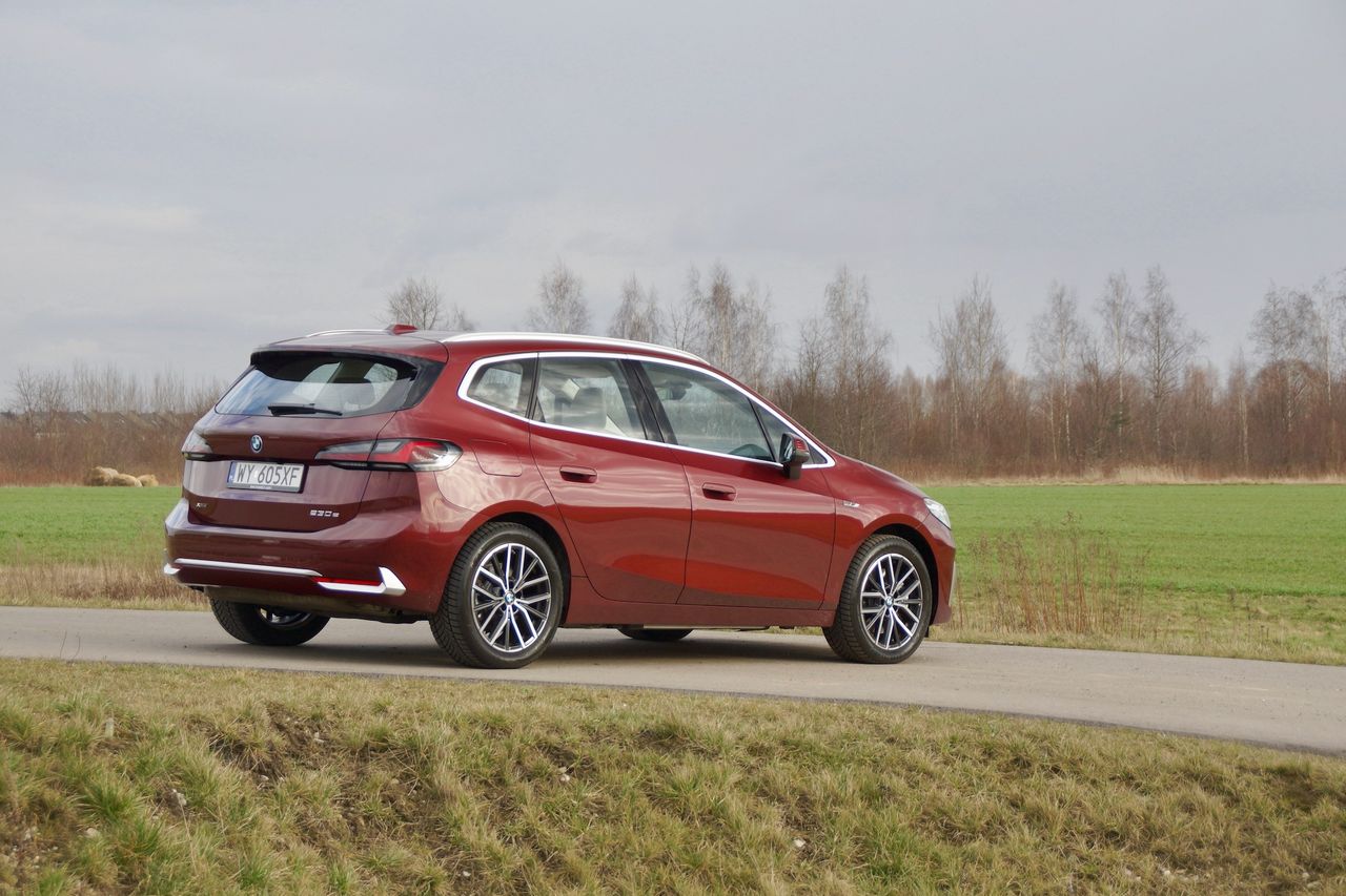 BMW 230e xDrive Active Tourer