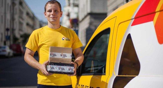 Rossmann uruchamia dostawy w ciągu kilku godzin, towar dowiezie X-press Couriers