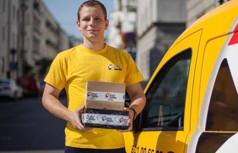 Rossmann uruchamia dostawy w ciągu kilku godzin, towar dowiezie X-press Couriers