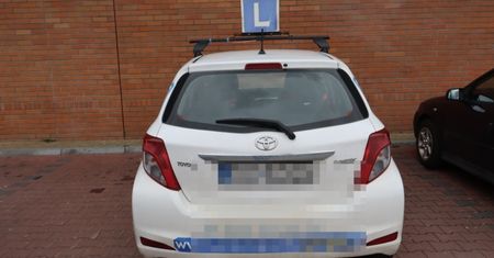 Nie zdała egzaminu, po czym wsiadła do auta i odjechała. Policja nie była wyrozumiała