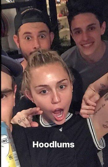 Kim jest narzeczony Ariany Grande, Dalton Gomez?