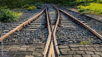 Na obwodnicy Oświęcimia tunel znika pod torami. Trwa najbardziej skomplikowana część inwestycji