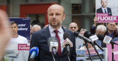 Sondaż. Wyraźny faworyt w Rzeszowie. W drugiej turze wygrałby z każdym